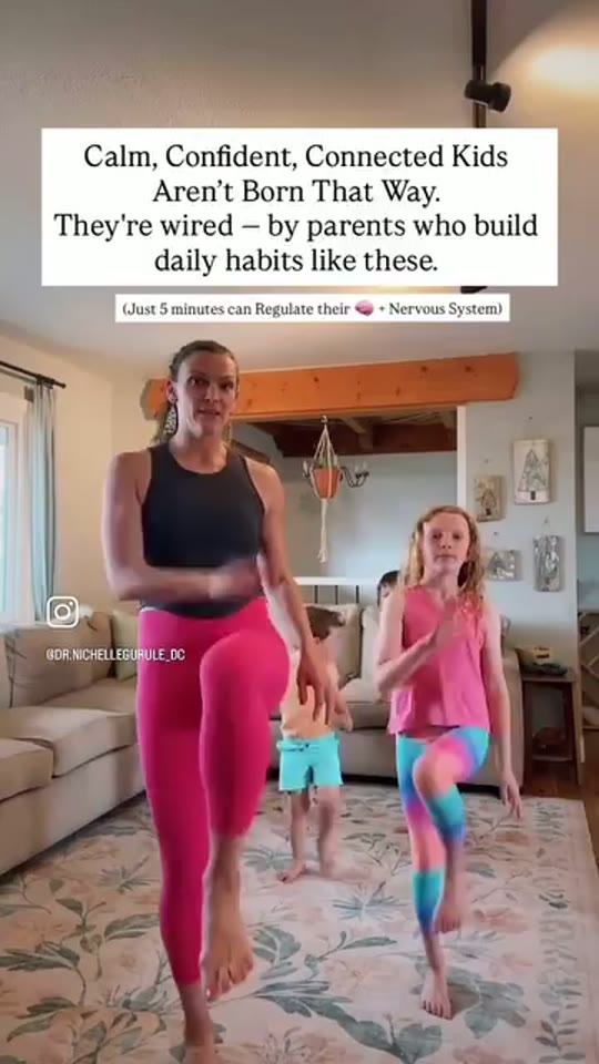 Opposite hand to knee: screenshot from the supplied demonstration at 0:25